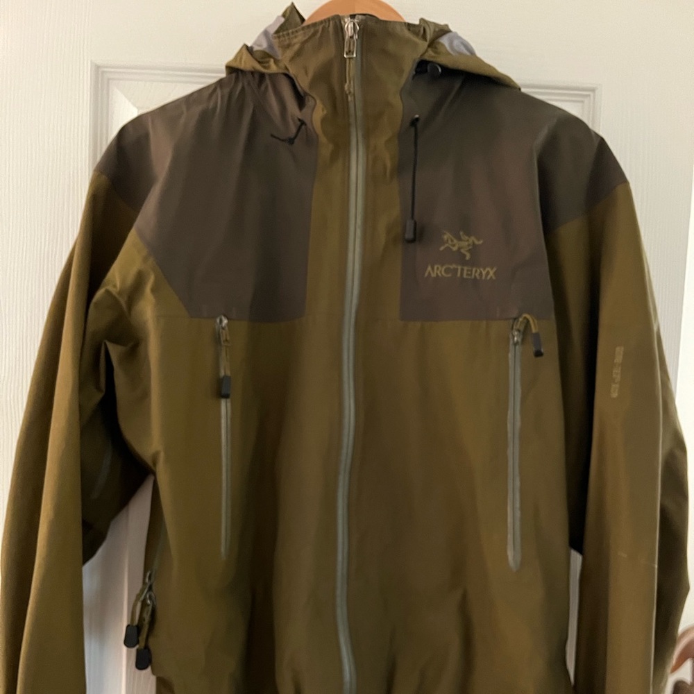 Arcteryx Beta AR Jacket